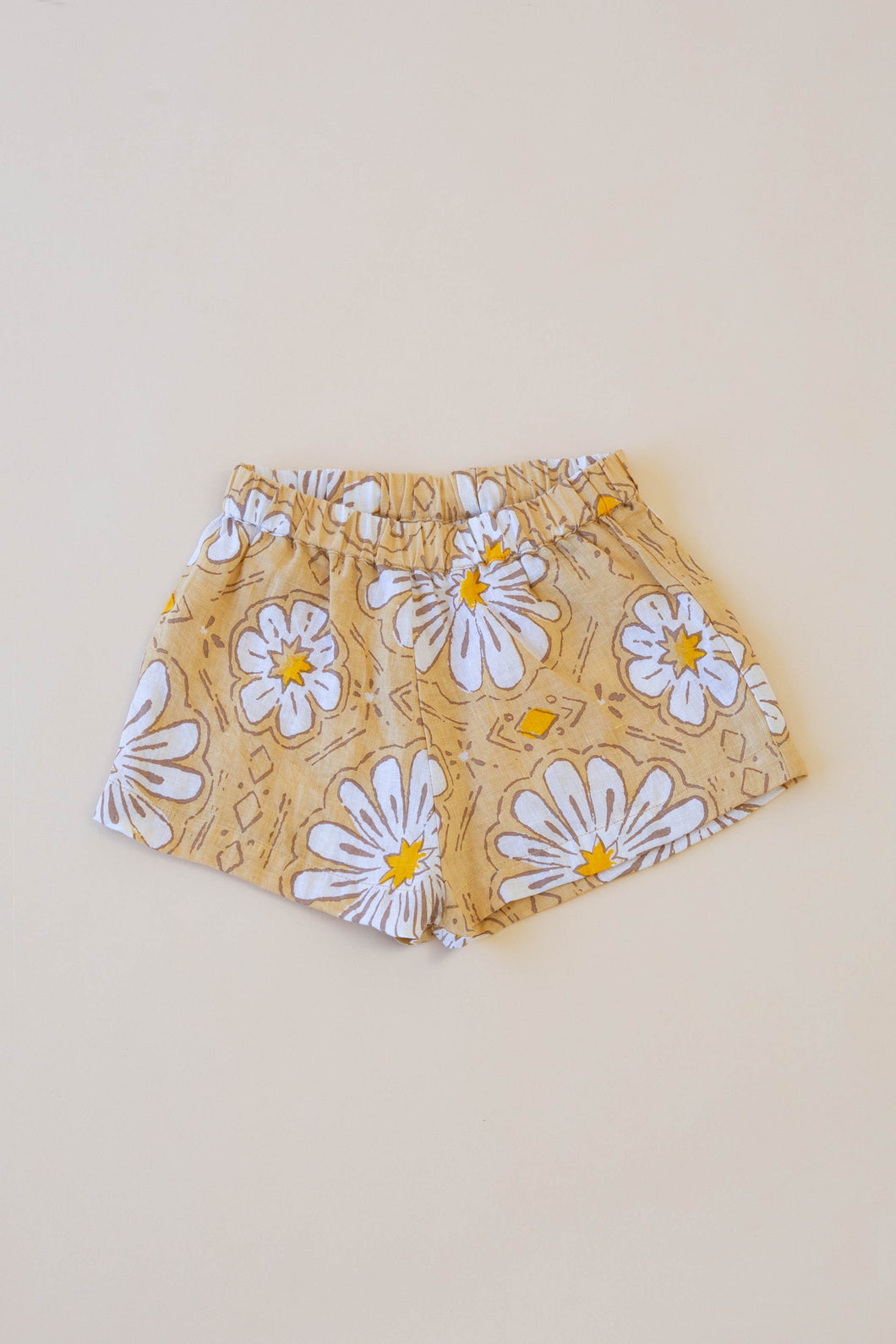 BOX LINEN SHORT, YELLOW FLORAL